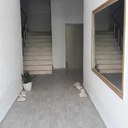 Appartement Aaron Sarandë